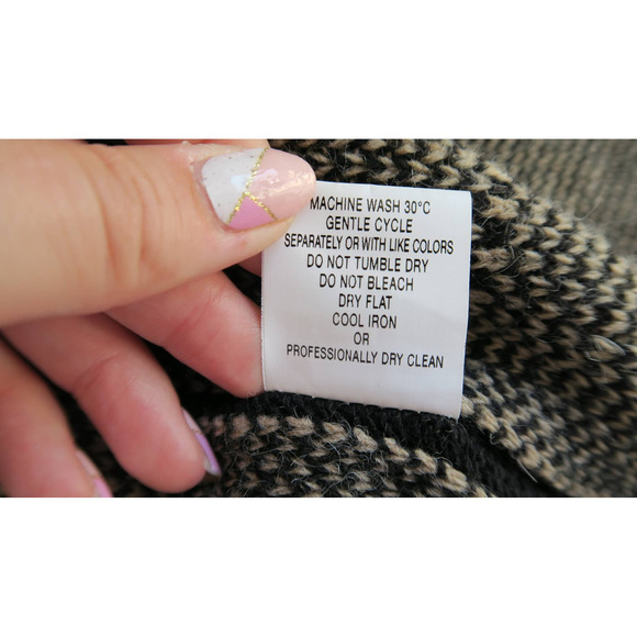 Oriana Women's Brown Checkered Wool Blend Short Sleeve Cardigan Sweater. Size XL - Picture 7 of 7